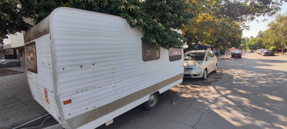 Продава се регистрирана каравана Стеркеман СА 385