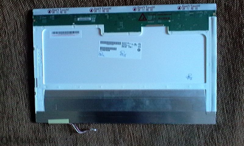 HP Pavilion Zd8000-за части LCD Матрица: 17" -- B170PW06 в