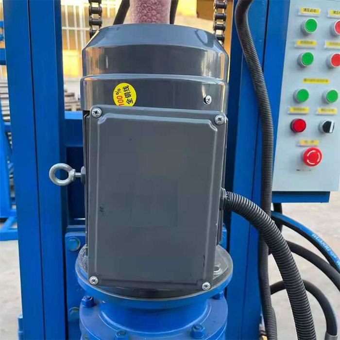 Нова Сонда за вода с 4 колела Mobi130H-220V /Хидравлика ход/ до 130м