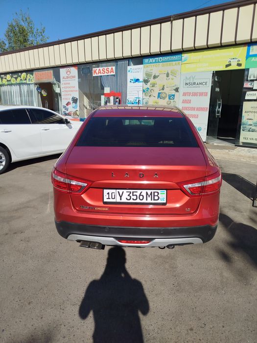 Lada Vesta cross sotiladi ideal