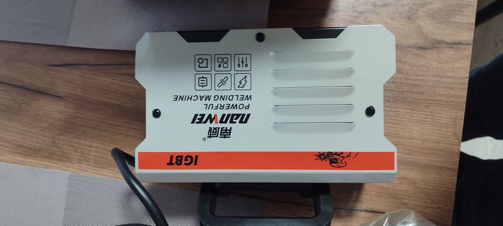 Продам срочно новый сварочный аппапат