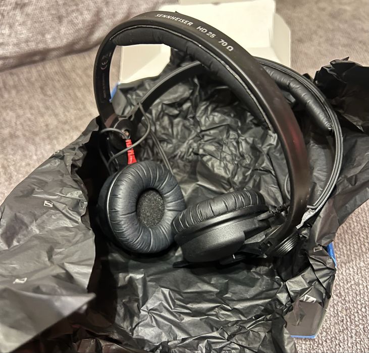 Наушники Sennheiser HD25