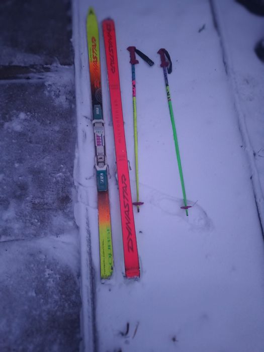 Vând schiuri dynaster originale