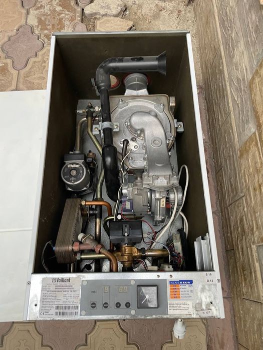 Газовий Конденсационний котёл Vaillant 18-22