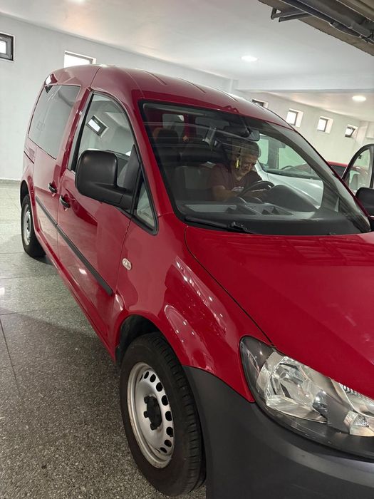 Volkswagen Caddy 2012 diesel, 8.409 € — imagine 5