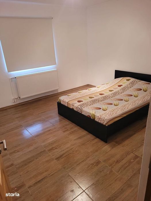 Casă cu 3 camere, garaj și piscină