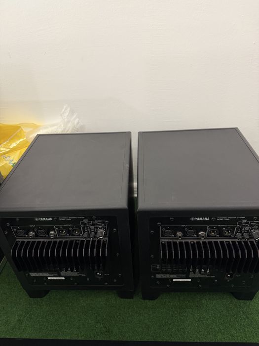 Yamaha HS8 SUB, два субуфера на Yamaha