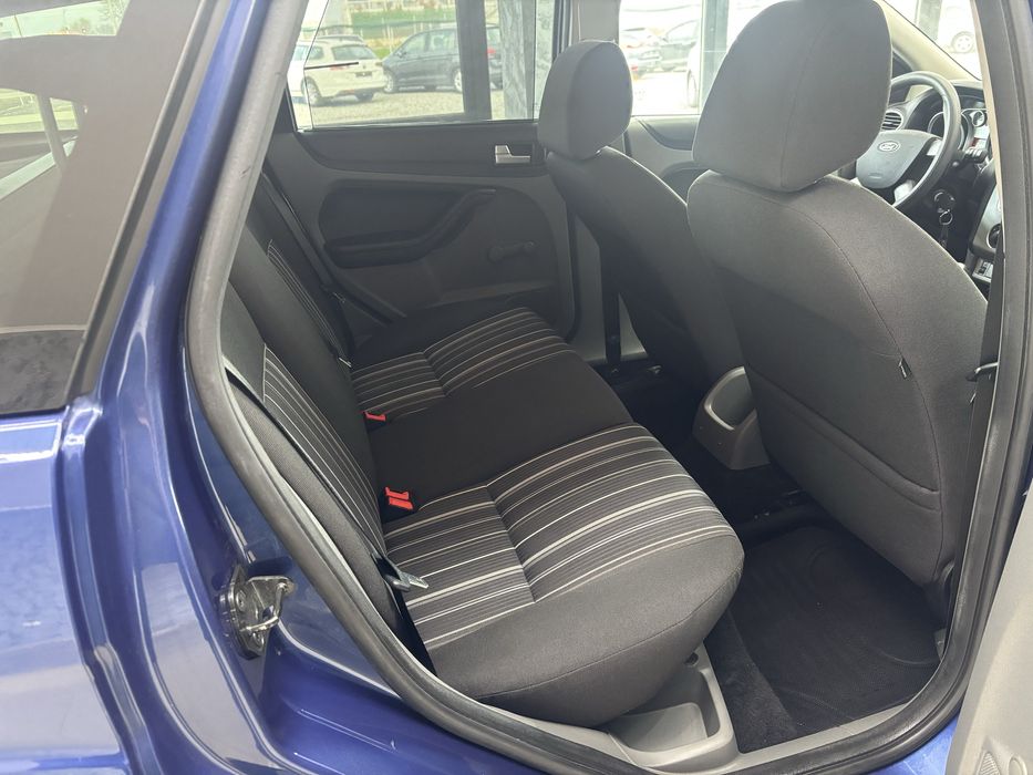 Ford Focus 1.6 benzina