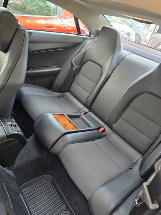 Vand URGENT!!!! Mercedes E Coupe V6 265 Cai, an 2012