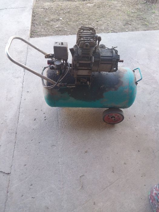 Kampressor azgina rasxodi bor