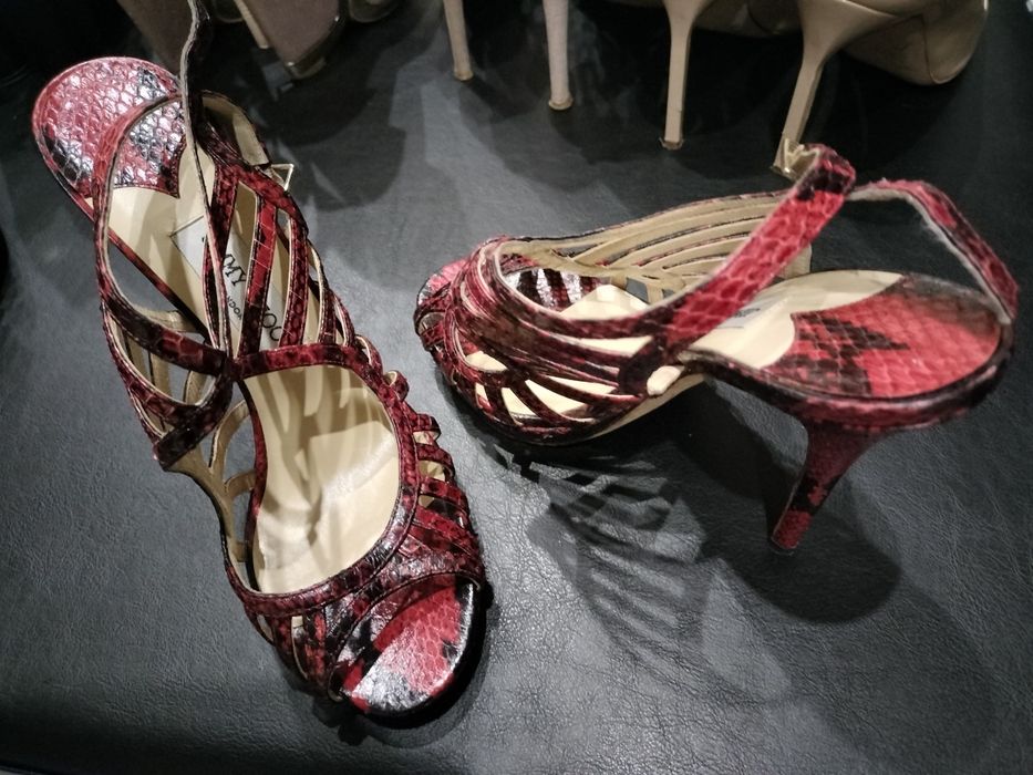 Sandale Jimmy Choo 39- 1000 lei perechea