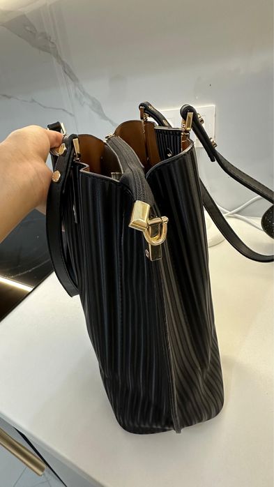 Продается чисто Турецкий кожаный сумка