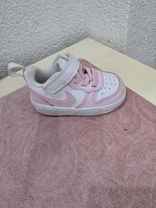 Маратонки, обувки за бебе