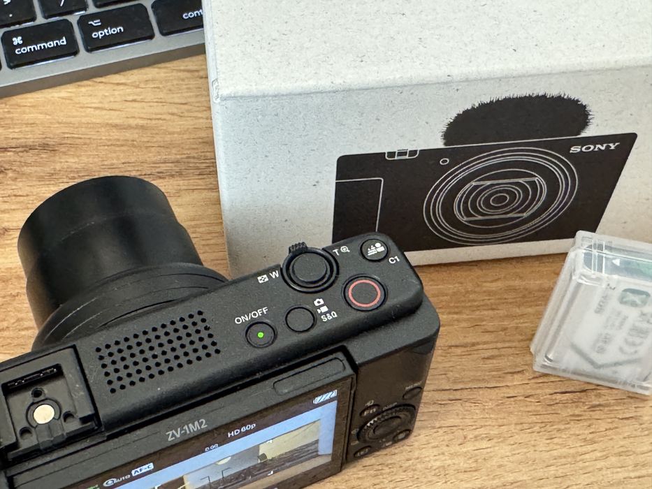 Sony zv1 mark II неразличимо от ново!