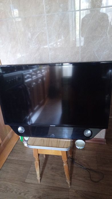 Телевизор Самсунг диагональ 84 см