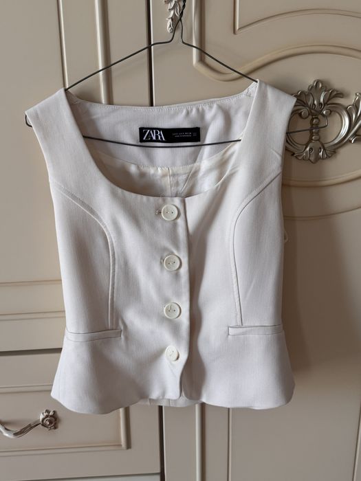 Продам белый топ Zara