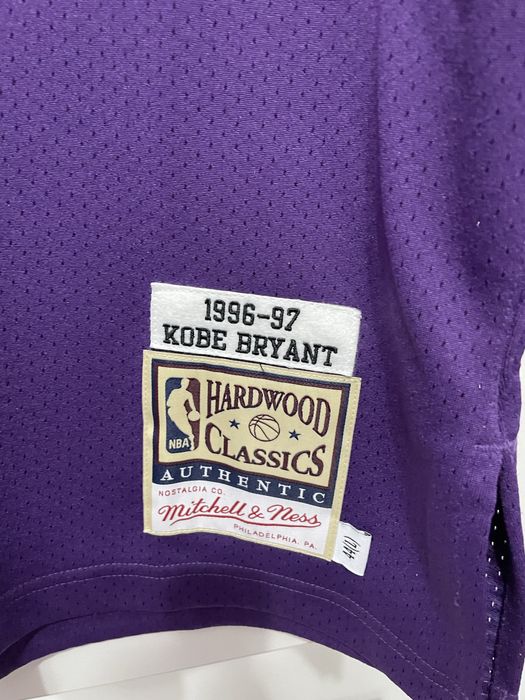 Maieu Authentic Kobe Bryant 8 (44/L)