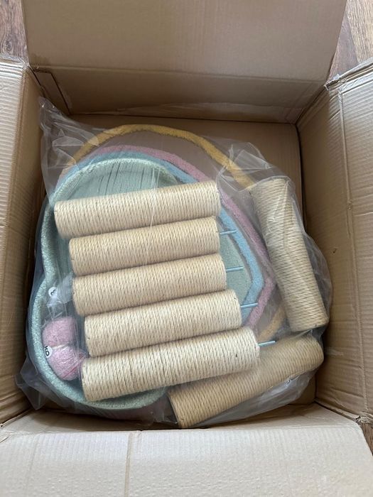 Когтеточка-домик для кошек