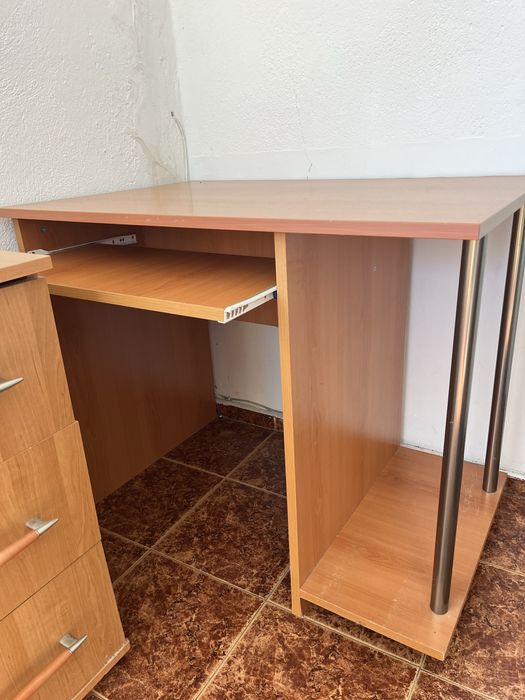 Бюро -употребявано