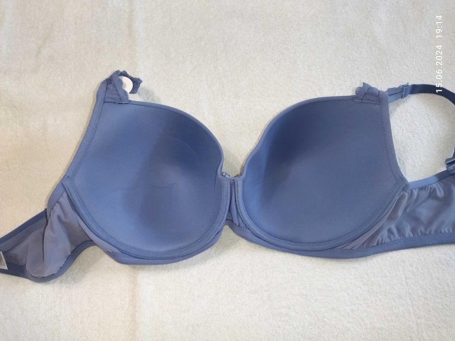 Новый бюстгальтер, размер 100 Е.
