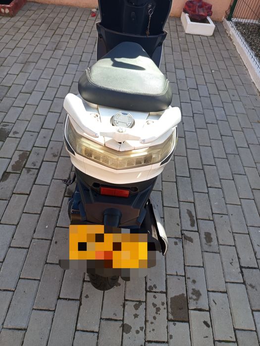 Vand scuter Beeline Tapo
