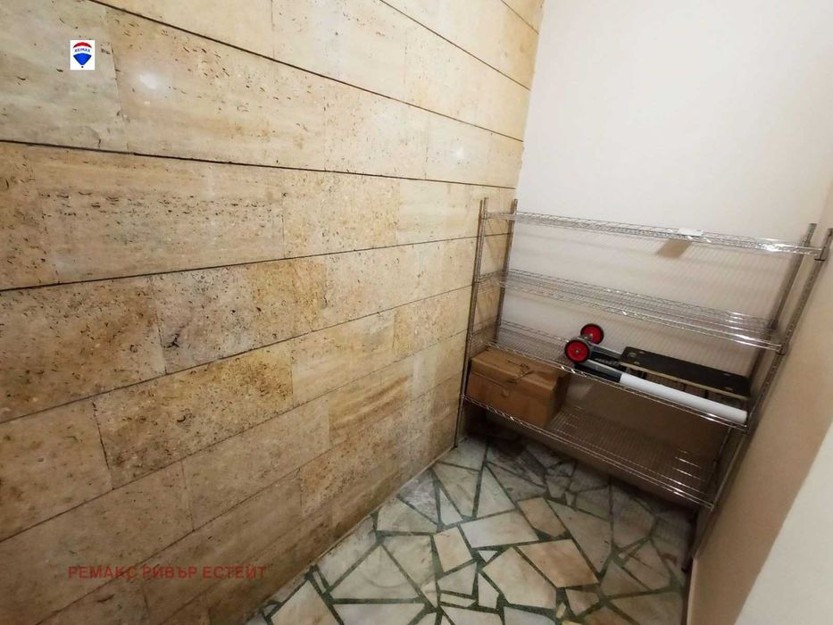 Продава се Едностаен апартамент в Русе, Здравец Изток - 50 кв.м за 960 €/кв.м - Снимка #9