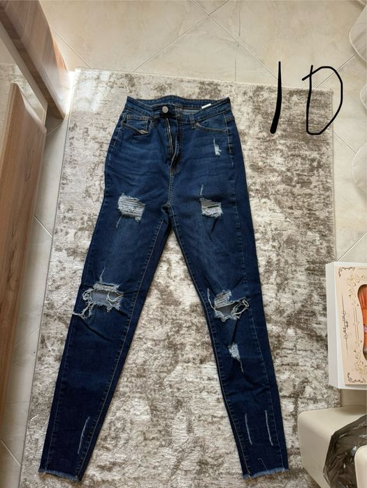 Дрехи втора употреба