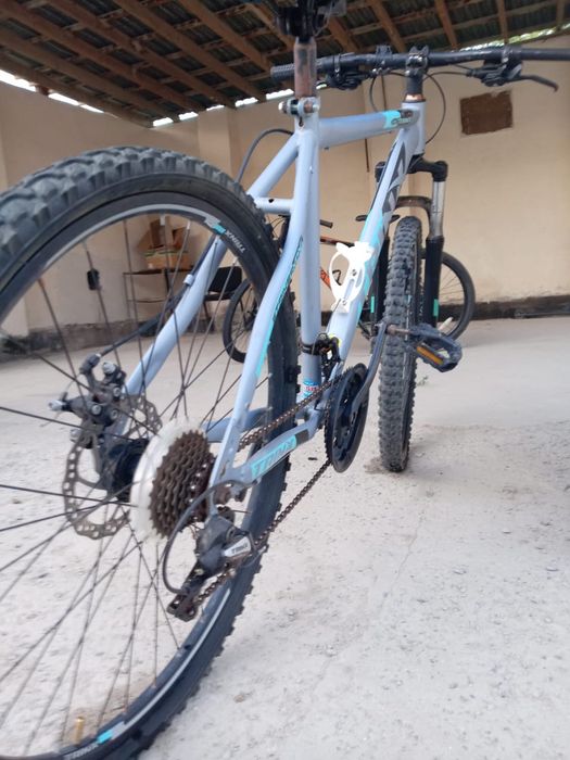 Продам бу велик, 2 велика