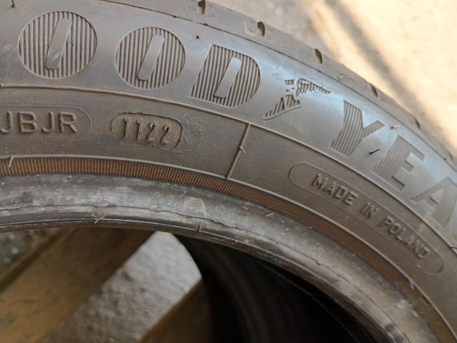 Перфектни 2бр.185/55/15 Good Year dot1122