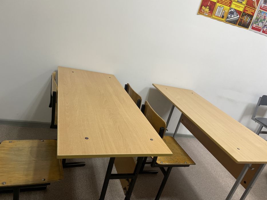 Продам парты, стулья юго-восток