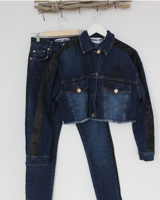 Дънков сет от дънки и яке - стилен и качествен