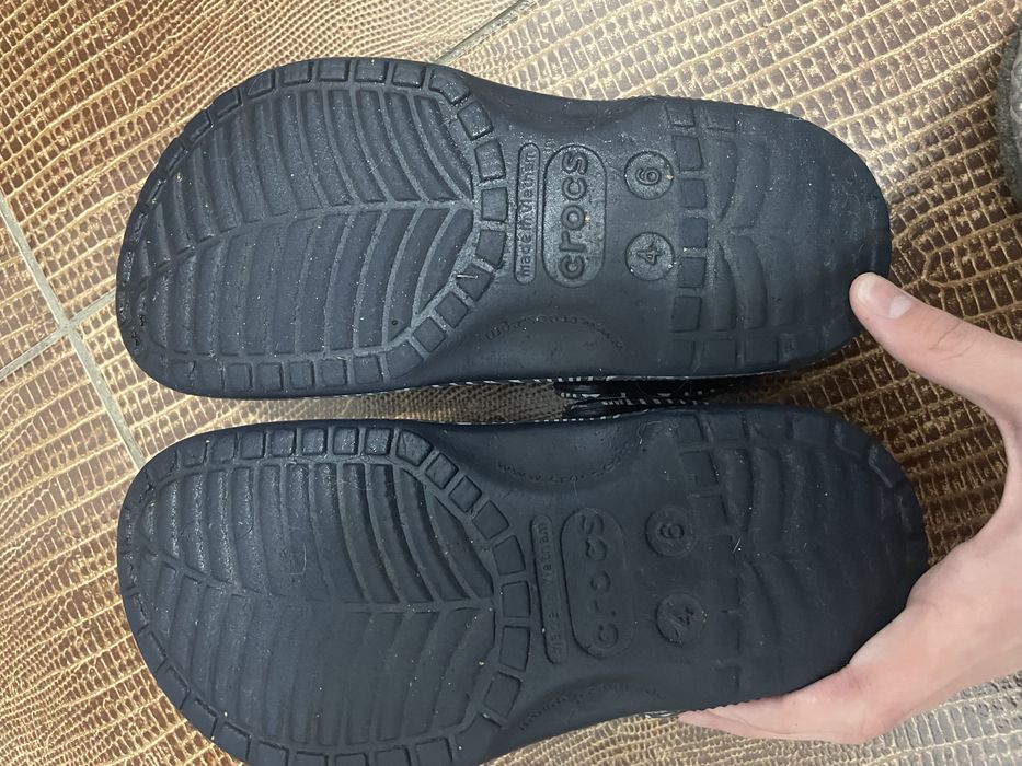 Продам Crocs оригинал