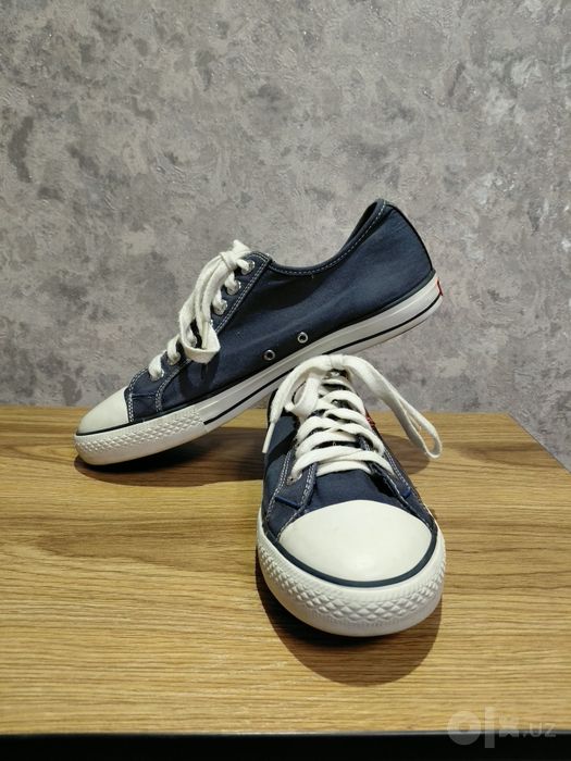 Оригинальные кеды Levi’s