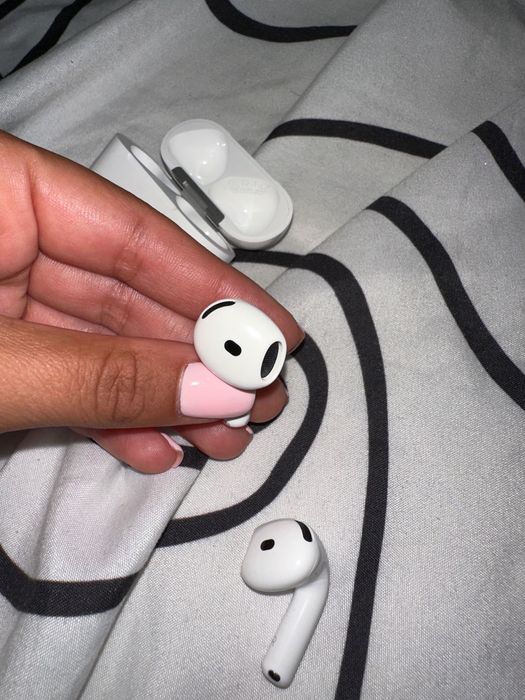 Оригинални Airpods 4