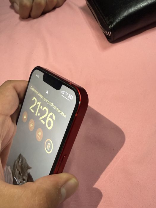 iPhone 13 , 128 gb , red