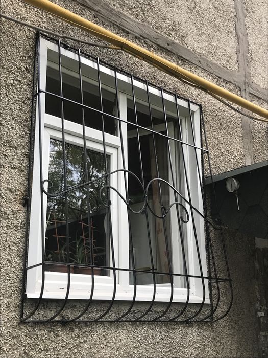 Металлические решетки на окна