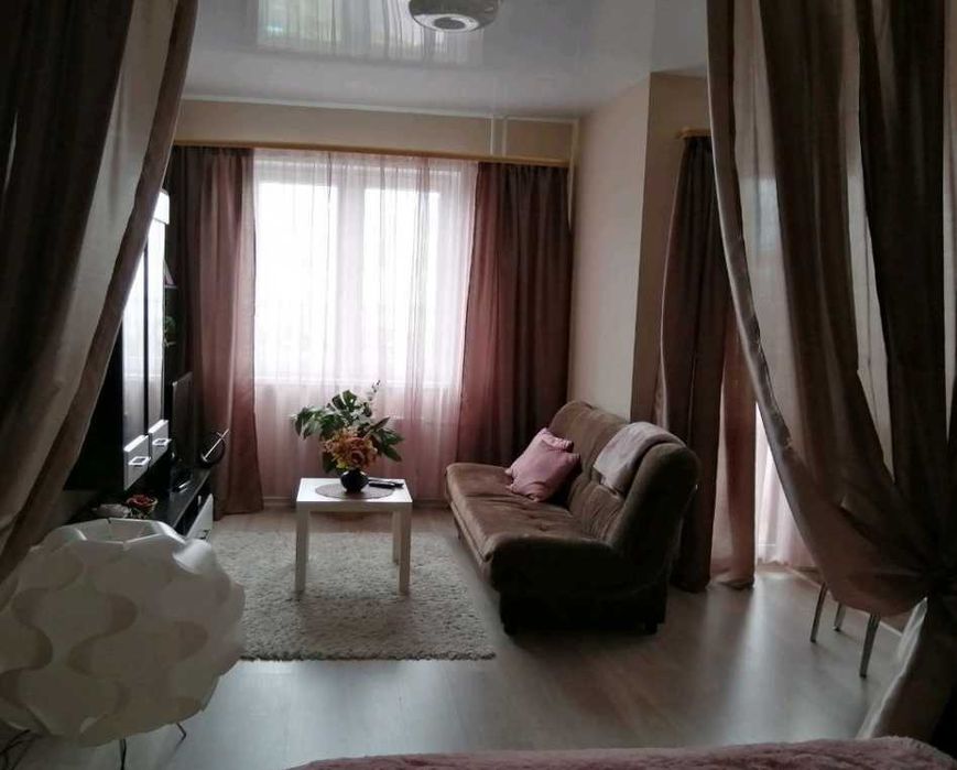 Дава се под наем Едностаен апартамент в Пловдив, Гагарин - 40 кв.м за 112.2 € - Снимка #1