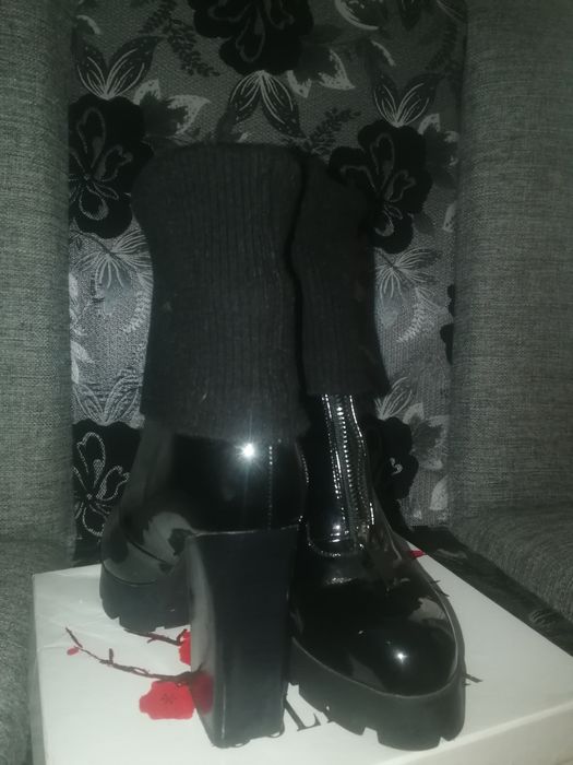 Продам демисезонные ботильоны