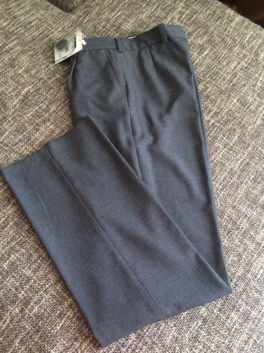 Продам брюки для мальчика