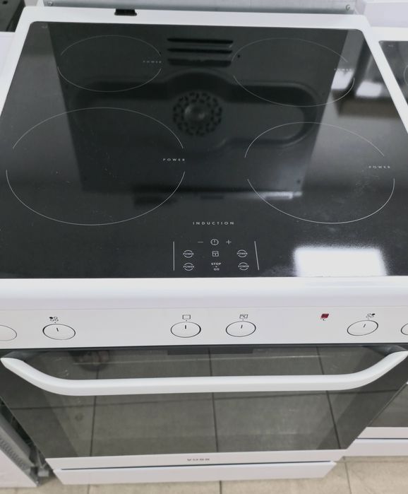 Печка с индукционни котлони Voss Electrolux ELI23020 с каталитичното самопочистване/ 2г.гаранция
