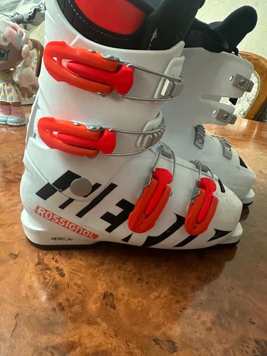 Детские лыжные ботинки