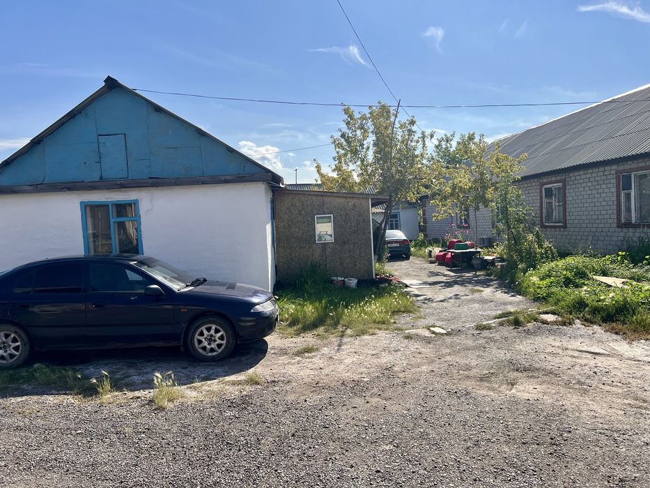 Продам дом с времянками