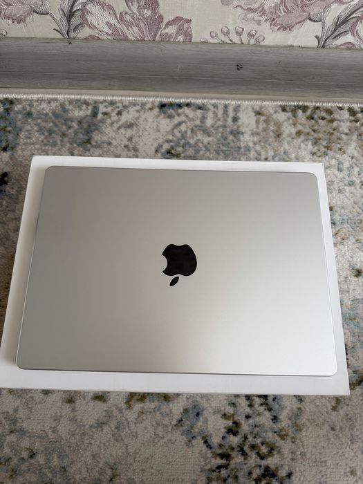 MacbookPro 14 M5 16/512 GB EAC!