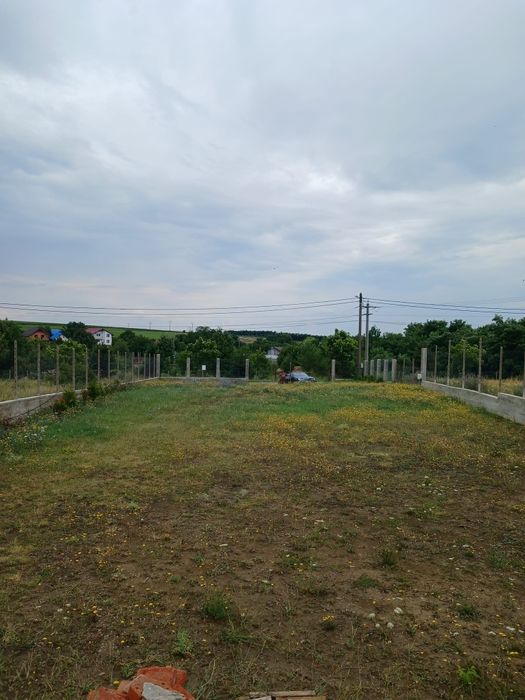 Teren Intravilan De Vânzare