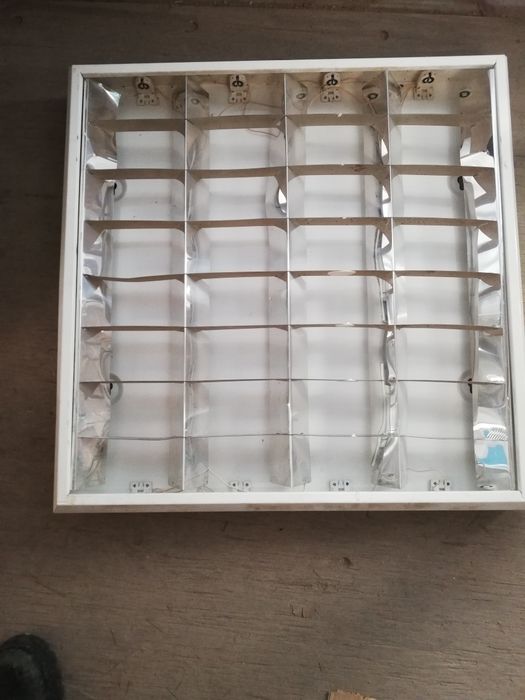 Светильники люминисцентные