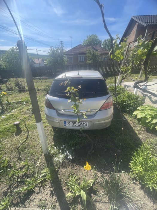 Opel Astra H