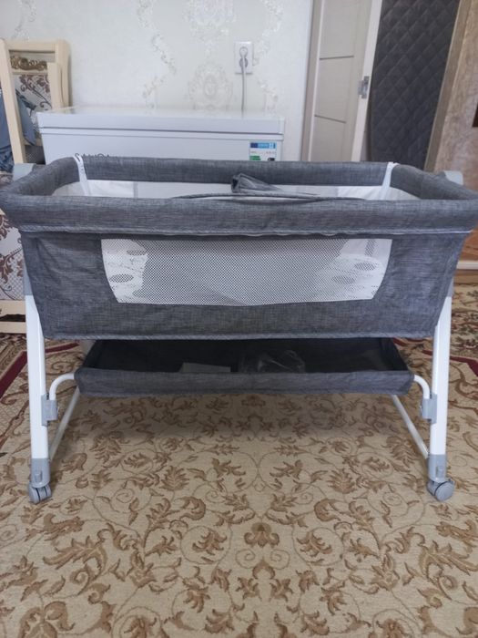 Манеж типа бесик