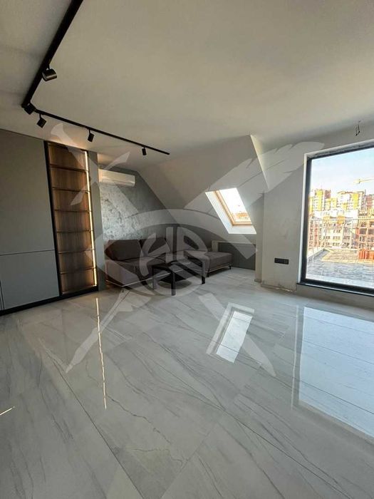 Продава се Четиристаен апартамент в София, Център - 89 кв.м за 1880 €/кв.м - Снимка #1