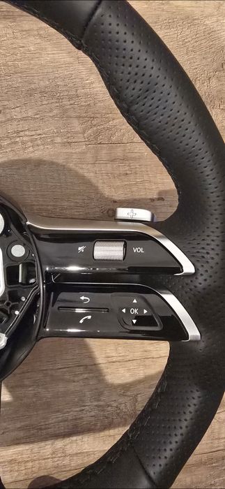 Оригинален Mercedes Benz AMG волан W206 W213 W223