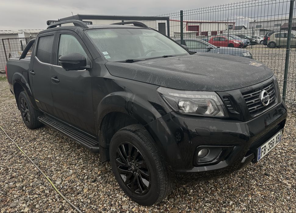 Nissan Navara full option